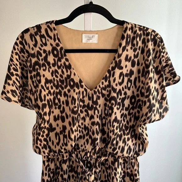 Sienna Sky Short Sleeve Cheetah Print Midi Dress - Picture 3 of 4